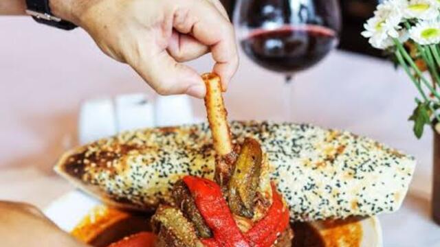 Mengenal Restoran Turki Terkenal dan Hidangan Ikoniknya